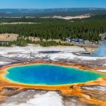 Yellowstone Mengeluarkan Amarah: Ledakan Hidrotermal Guncang Taman Nasional