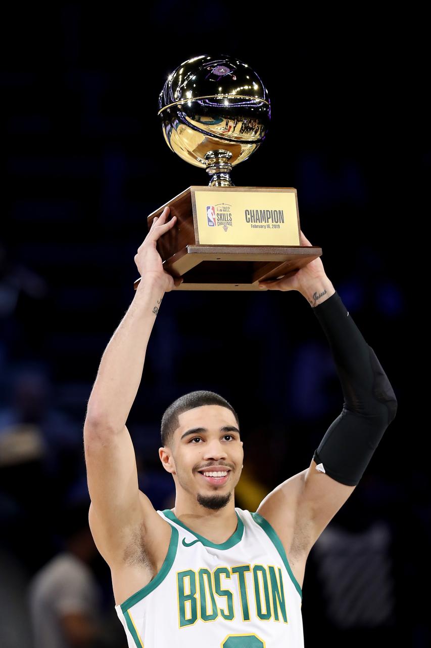 Misteri Ketidakhadiran Jayson Tatum di Pertandingan Pembuka Olimpiade AS: Sebuah Analisis Mendalam