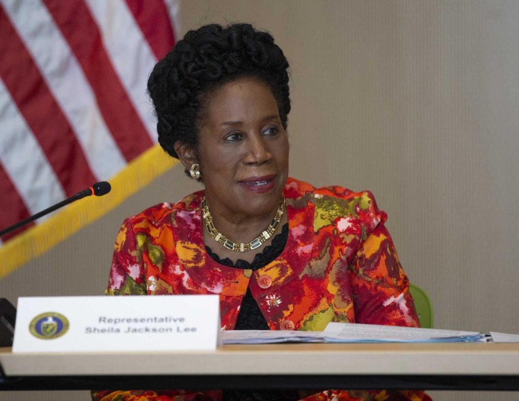 Berita tentang Sheila Jackson Lee, Anggota Kongres Demokrat yang telah Lama Menjabat dan Salah Satu Tokoh Wanita yang Paling Berpengaruh di Amerika Serikat