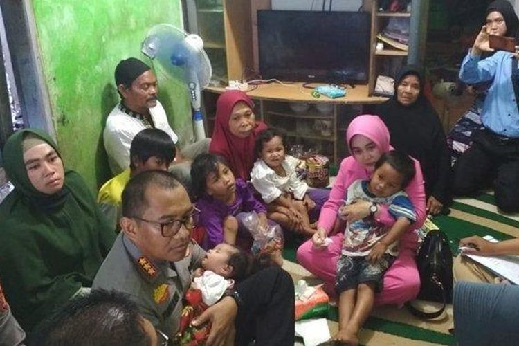 Kisah Haru Kembar Yatim Piatu di Kediri: Dari Viral di Medsos hingga Sentuhan Kemanusiaan Polres