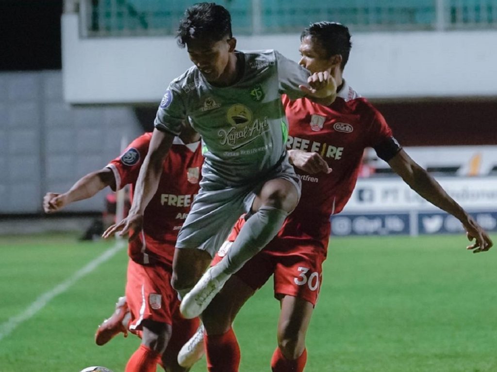 Persebaya vs Persis Solo: Duel Sengit di Liga 1, Waspadai Emosi dan Kartu Merah!