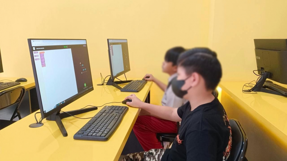 Lebih dari Sekadar Coding: Membangun Kreativitas dan Kemampuan Berpikir Melalui Pemrograman